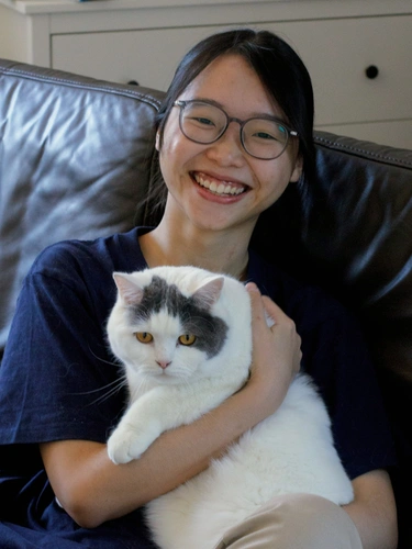 A headshot of Zheyuan Wu.